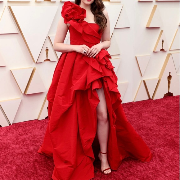 Fine Feathers red silk ball gown size 4 - Picture 12 of 15